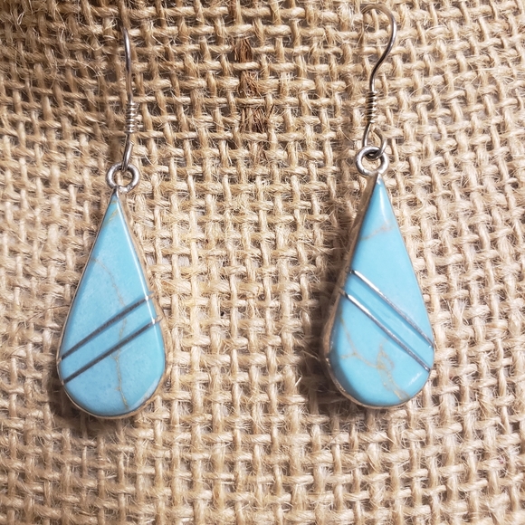 Turquoise necklace and earrings set- - Picture 5 of 6